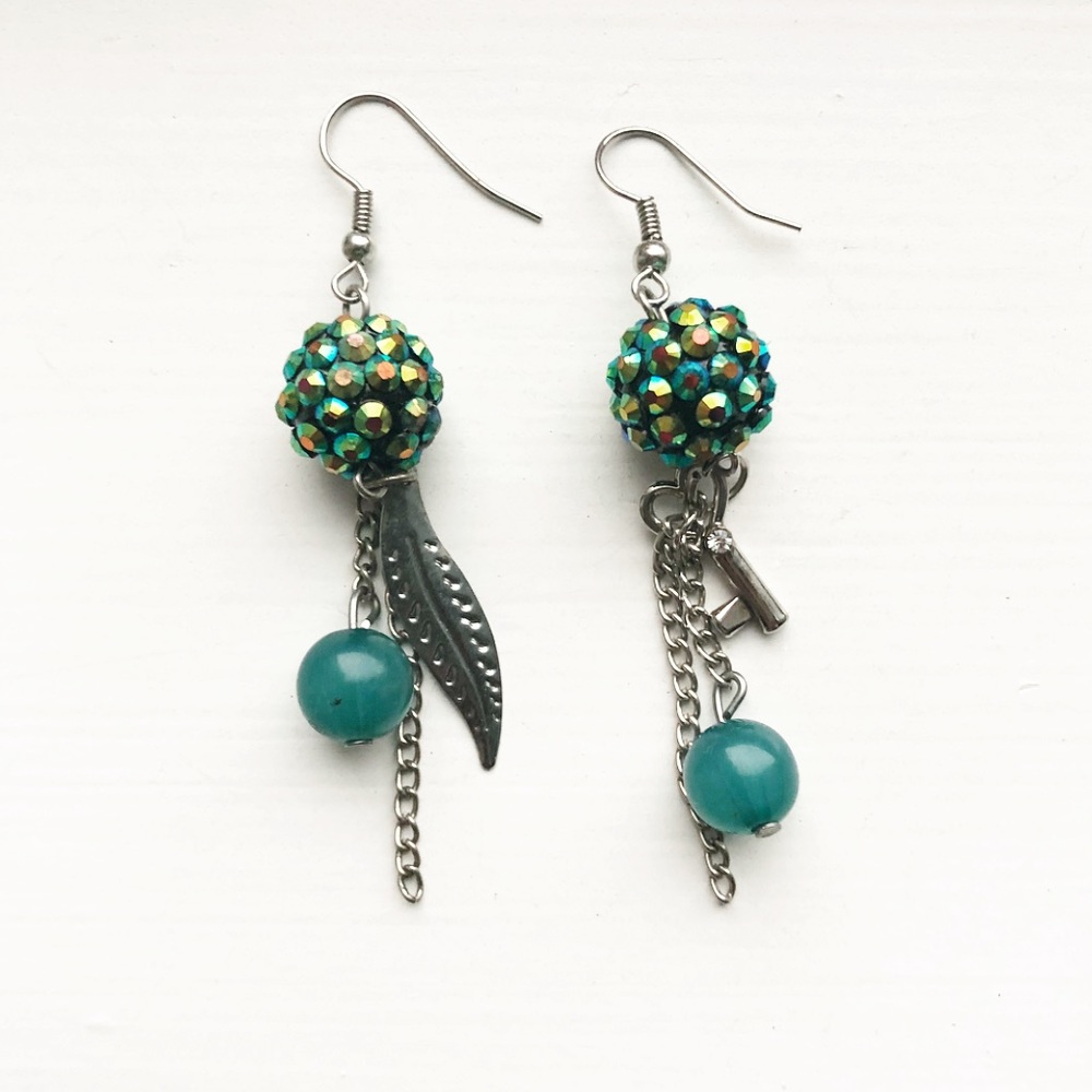 Chic turquoise holographic drop earrings